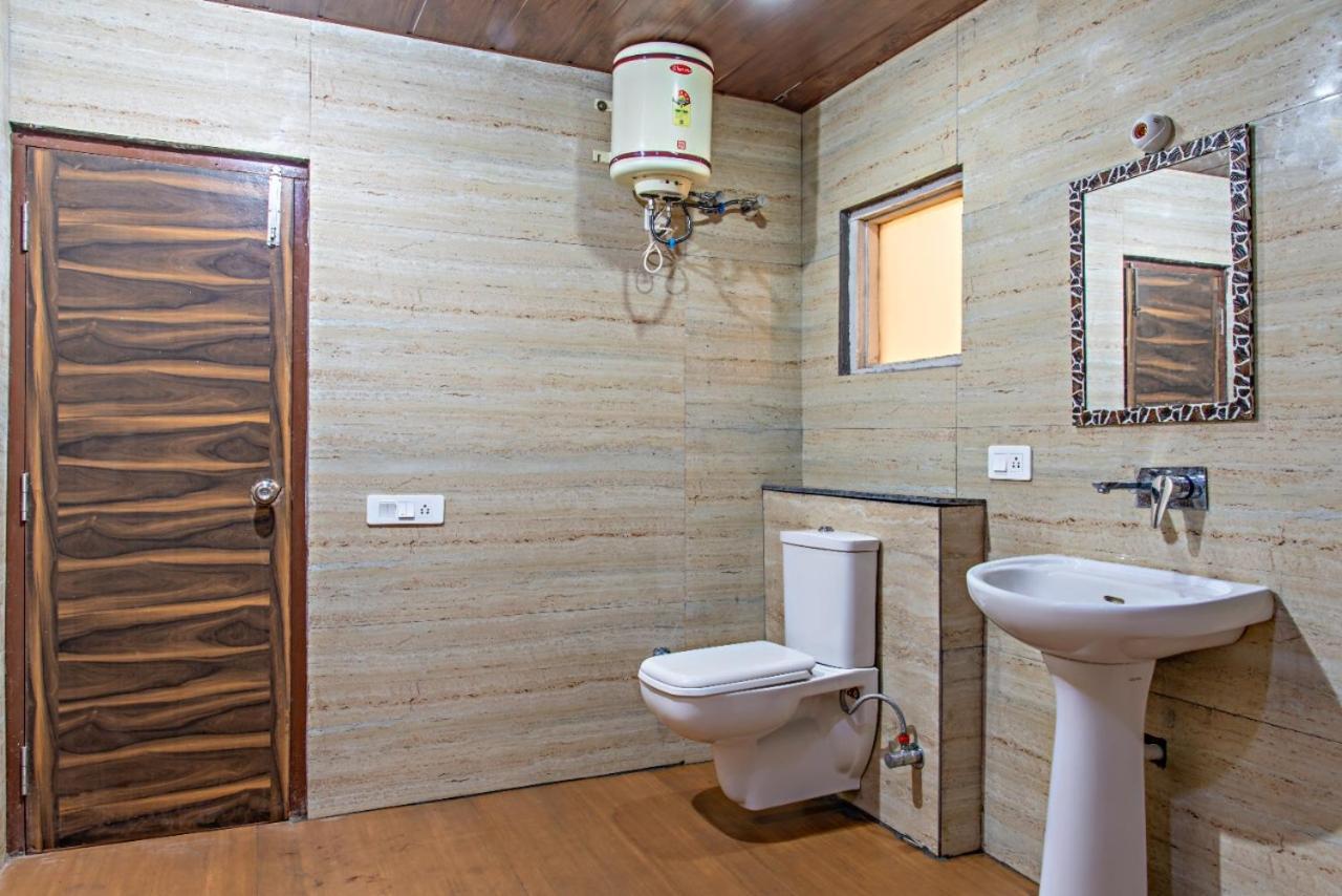 Himalyan Basera I Pvt Balcony I Serviced Apt I By Exotic Stays Kasauli Exterior foto